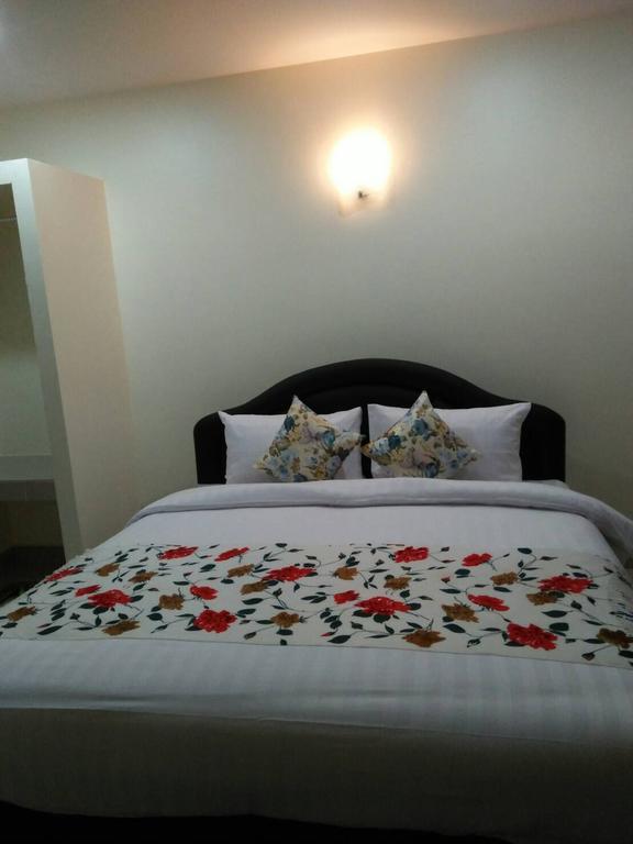 Baan Kalaya Garden Appartement Ban Mai Buitenkant foto