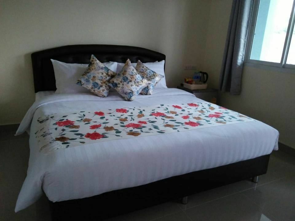 Baan Kalaya Garden Appartement Ban Mai Buitenkant foto